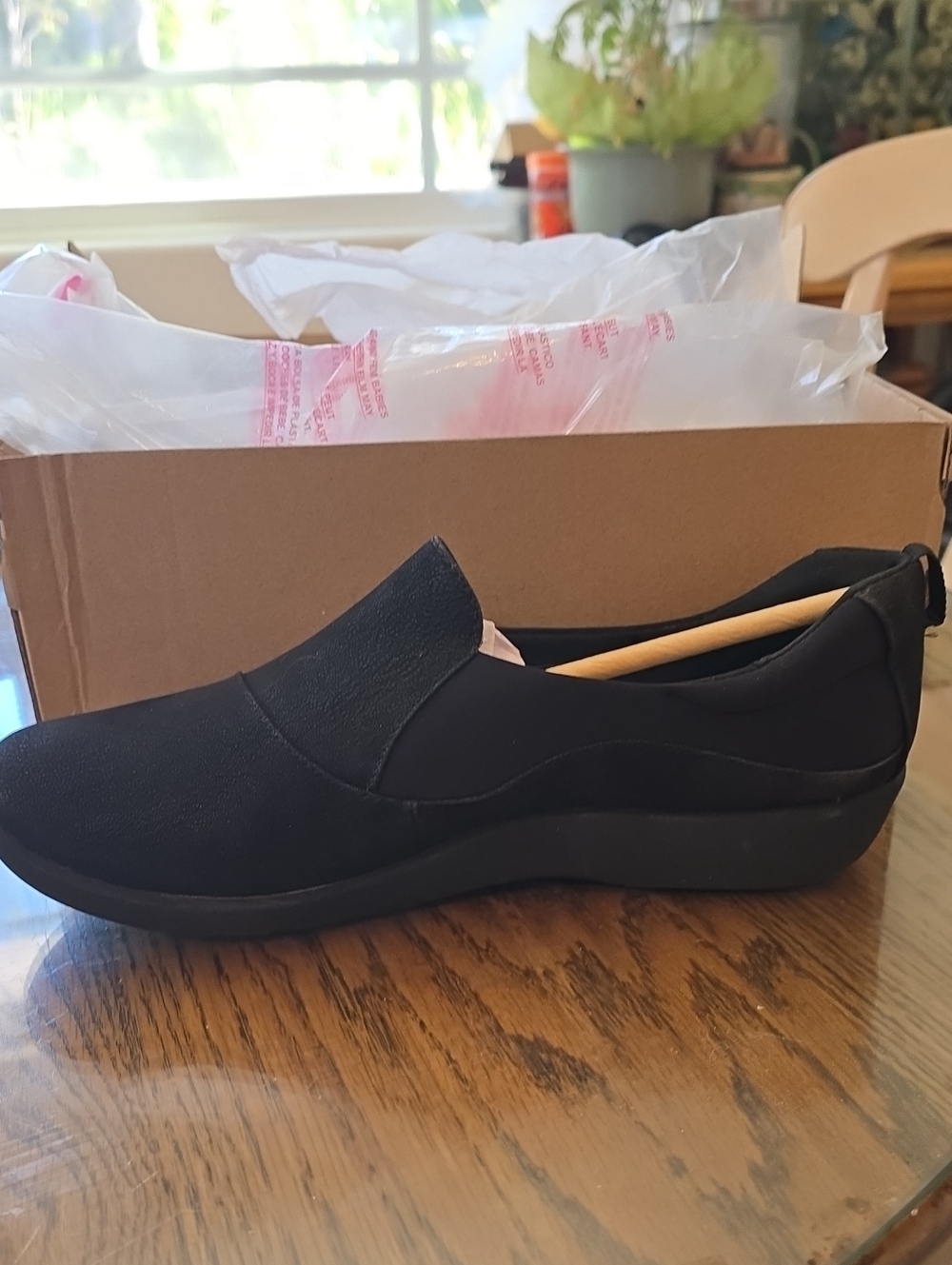 Women's Black Slip-On Comfort Shoe